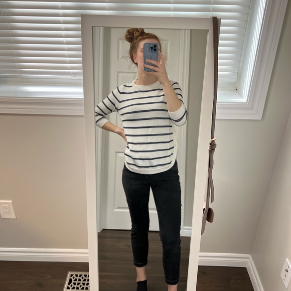 Quarter Sleeve Stripped Sweater - Picture 3 of 4